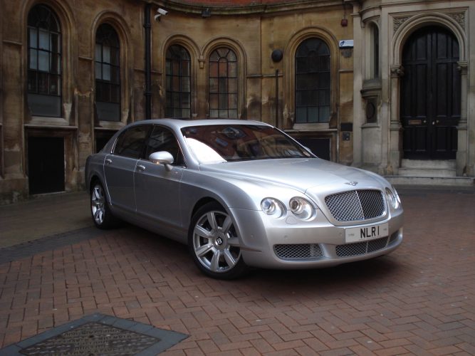 Bentley Flying Spur *